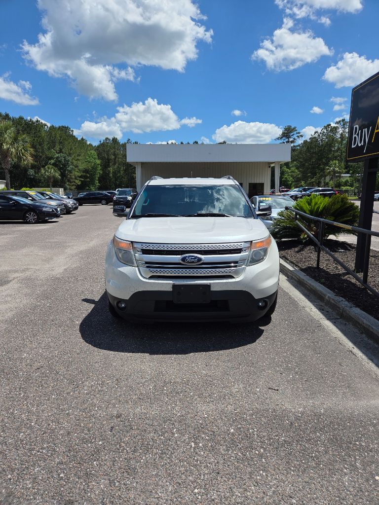 2013 Ford Explorer XLT photo