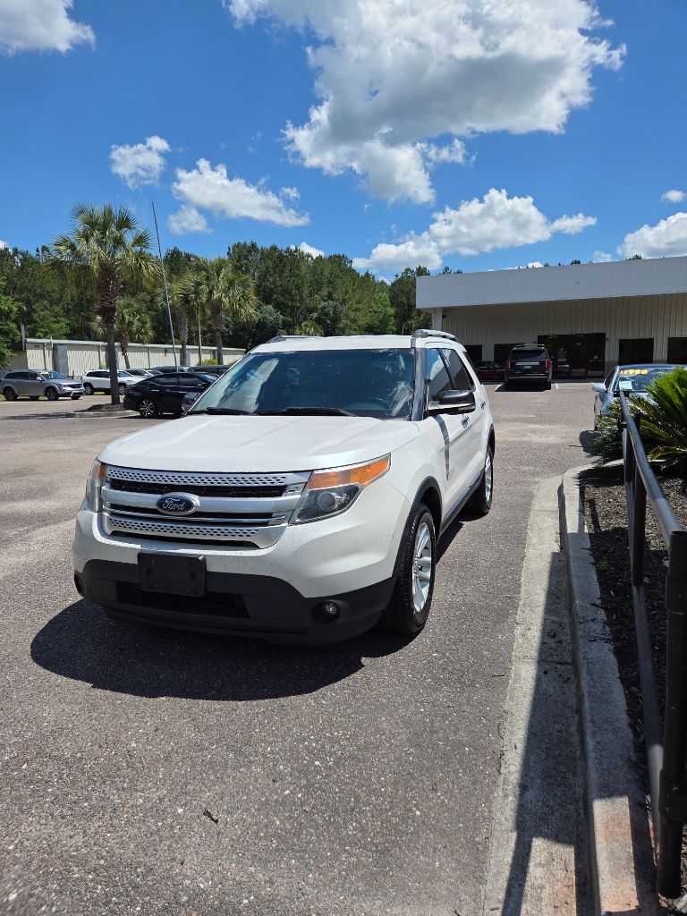 2013 Ford Explorer XLT photo