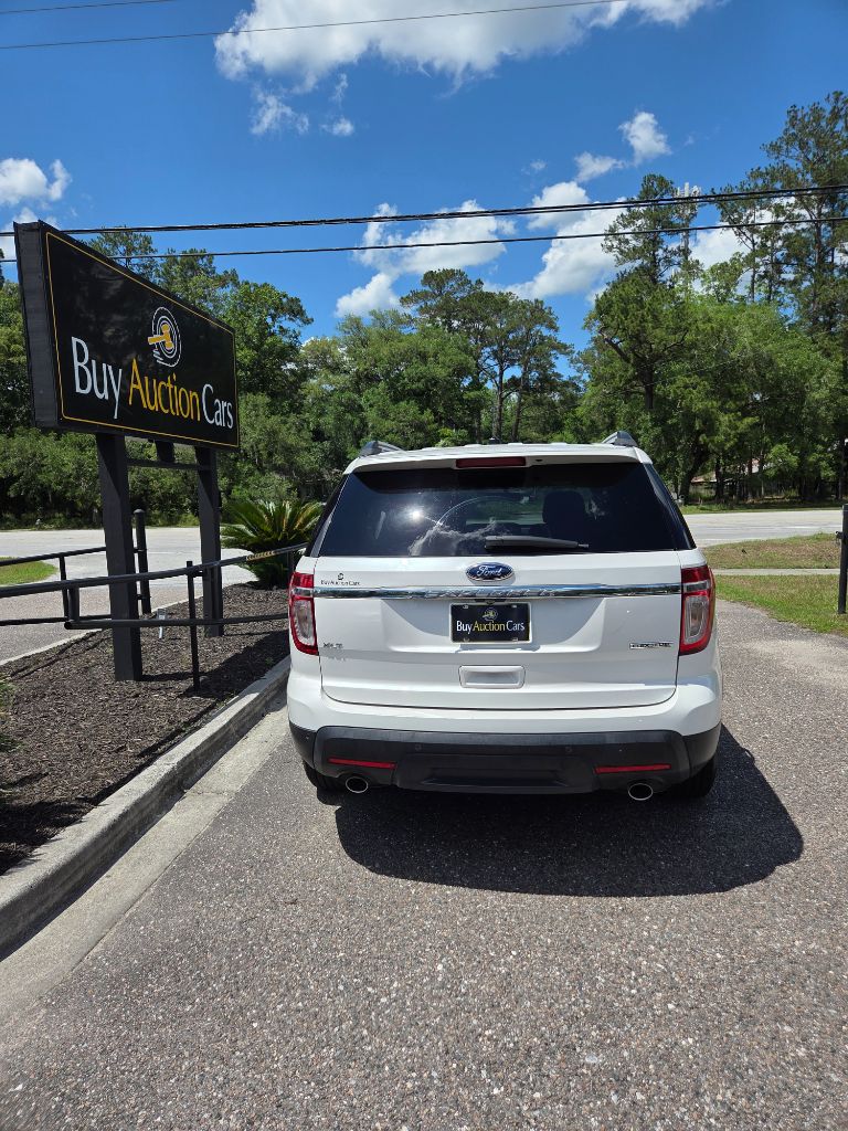 2013 Ford Explorer XLT photo
