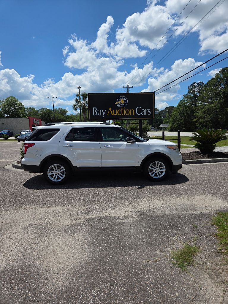 2013 Ford Explorer XLT photo