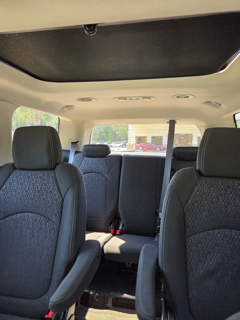 2014 GMC Acadia SLE-2 photo