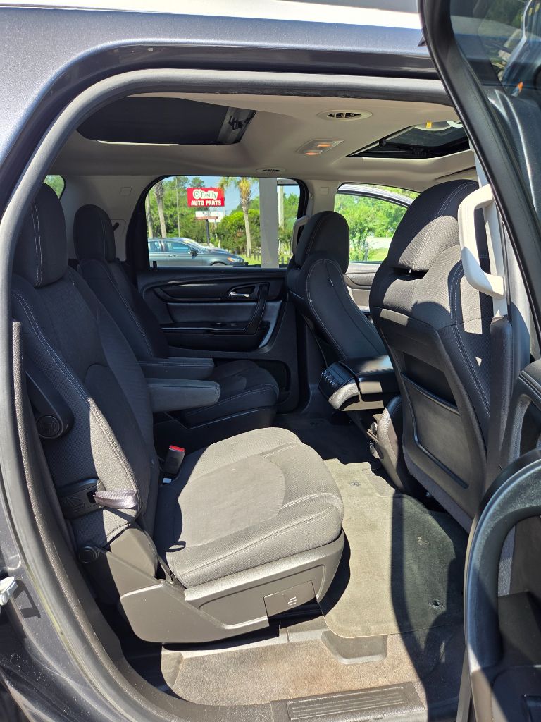 2014 GMC Acadia SLE-2 photo