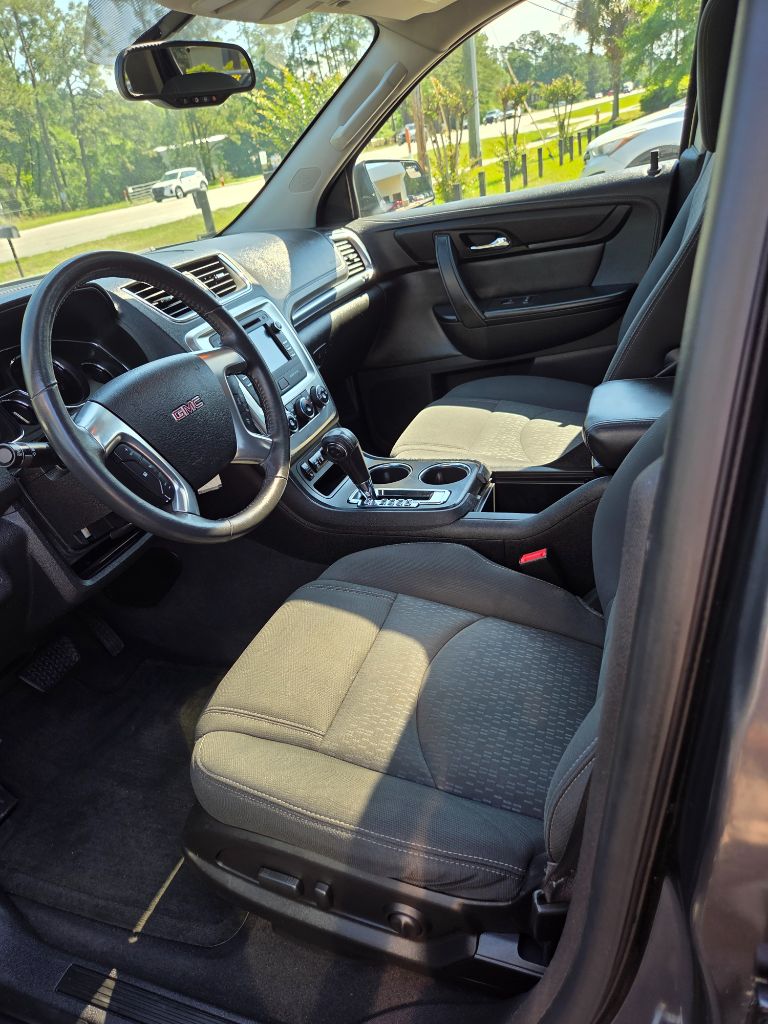 2014 GMC Acadia SLE-2 photo