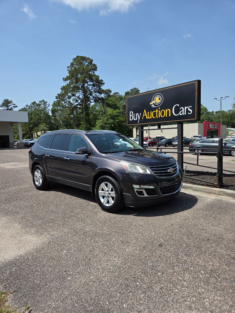 2014 Chevrolet Traverse LT photo
