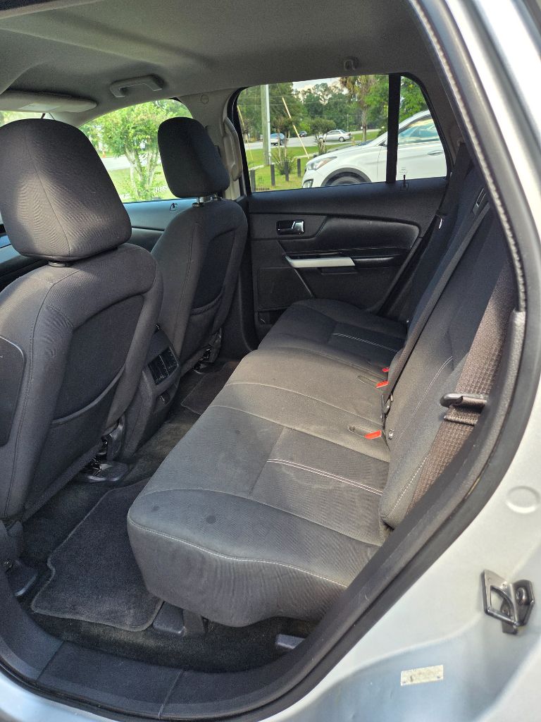 2011 Ford Edge SE photo