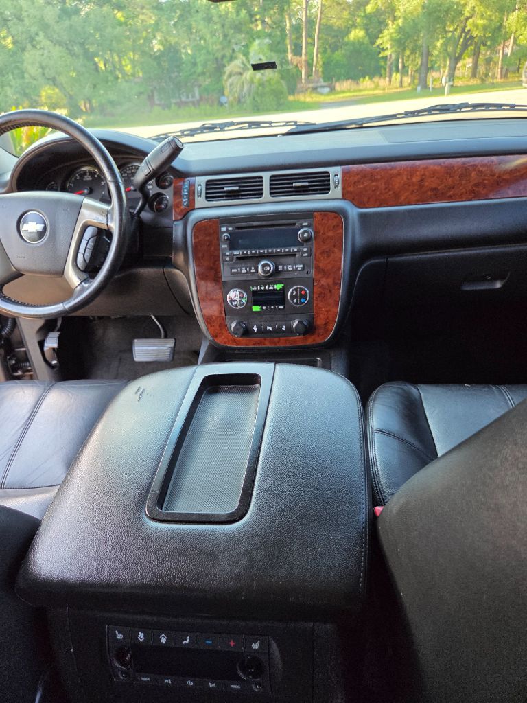 2013 Chevrolet Tahoe LT photo