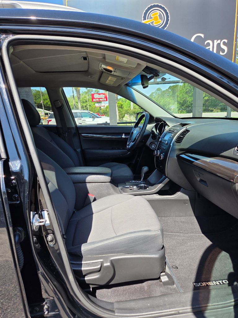 2013 Kia Sorento LX photo
