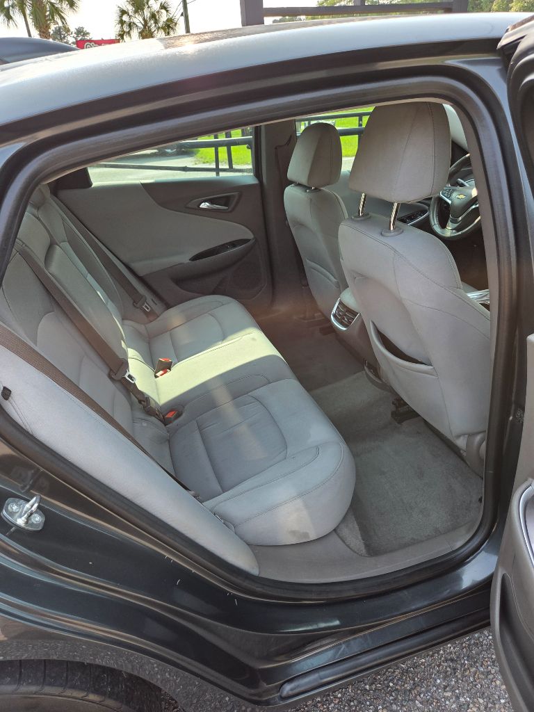 2016 Chevrolet Malibu LT photo
