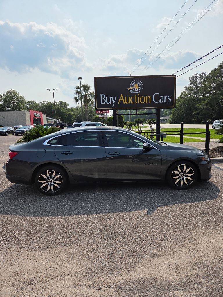 2016 Chevrolet Malibu LT photo