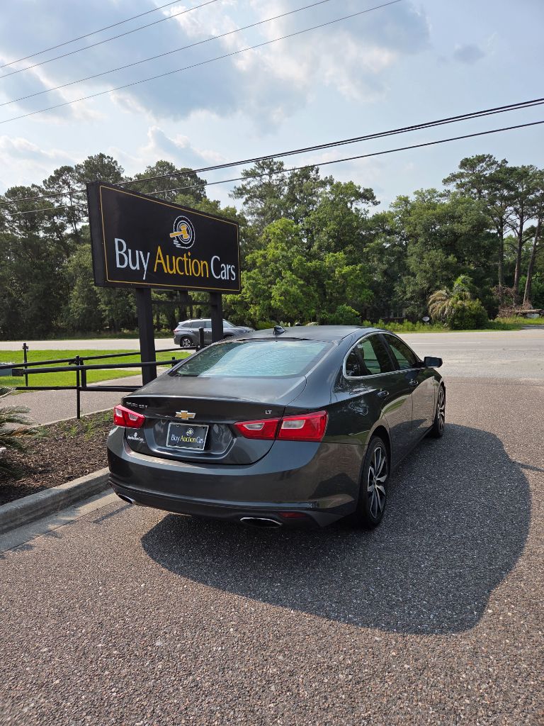 2016 Chevrolet Malibu LT photo