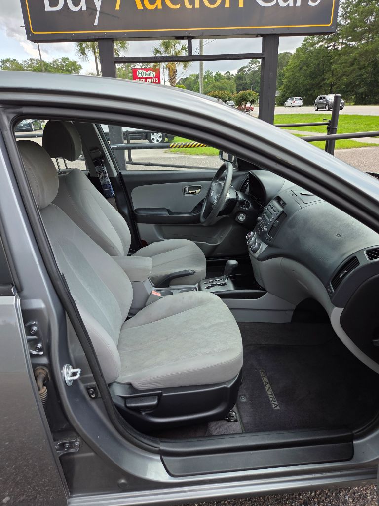 2010 Hyundai Elantra GLS photo