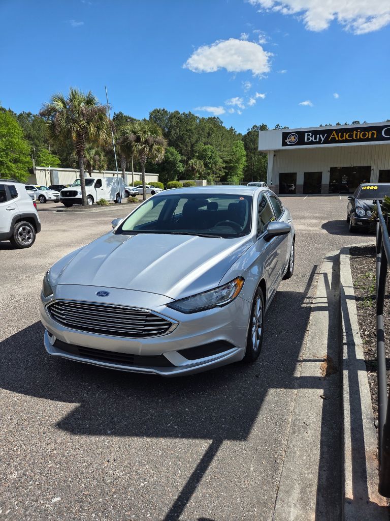 2017 Ford Fusion - $2,900