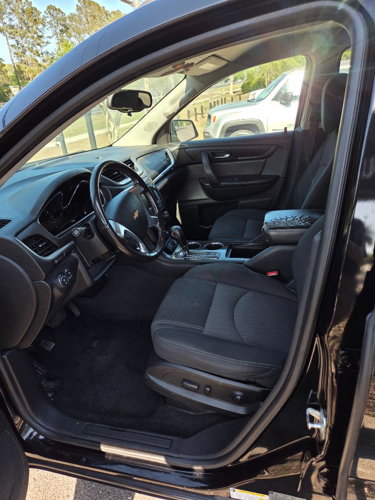 2016 Chevrolet Traverse - $3,800