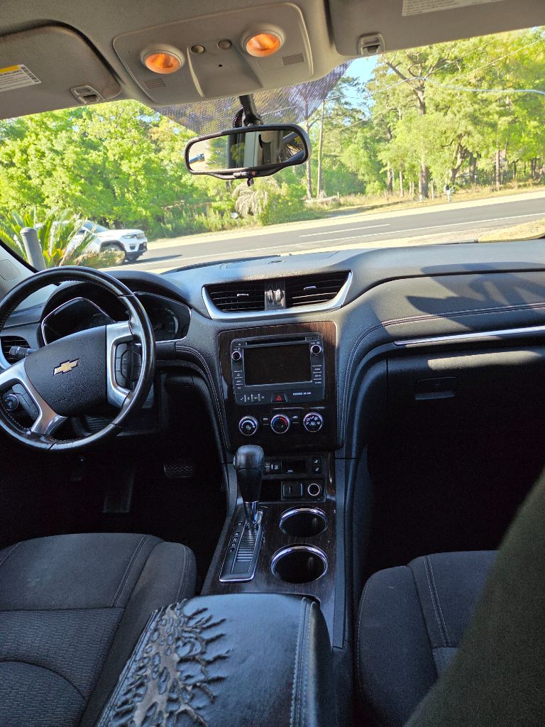 2016 Chevrolet Traverse - $3,800