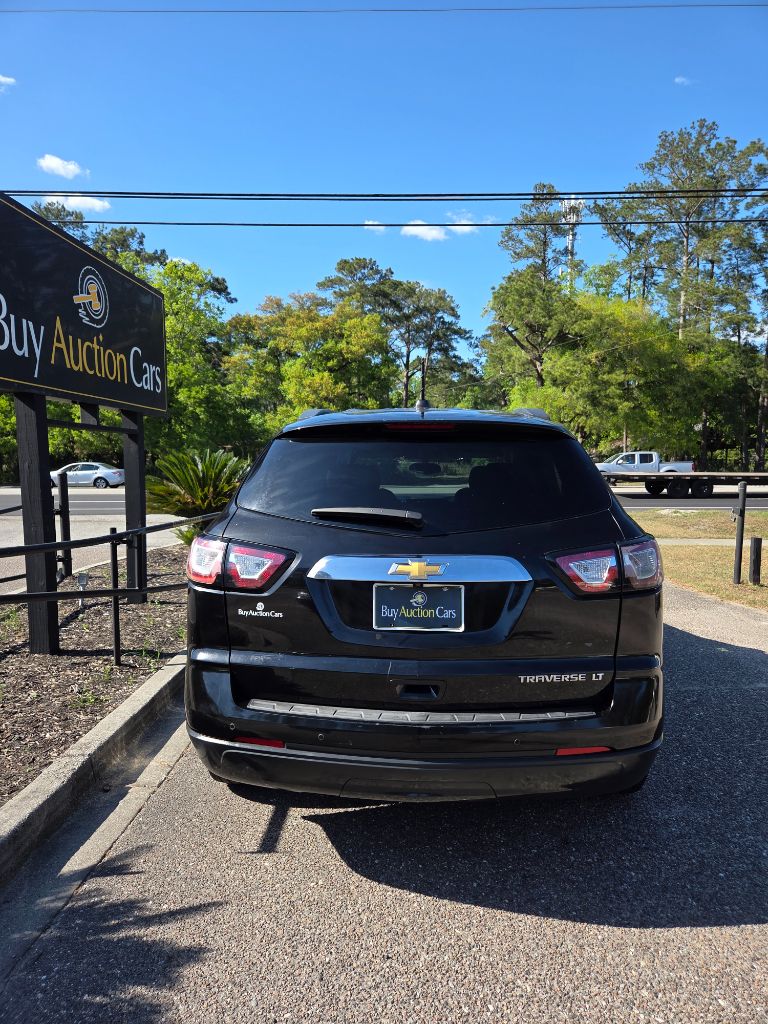 2016 Chevrolet Traverse - $3,800