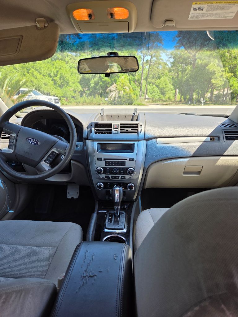 2011 Ford Fusion - $1,200