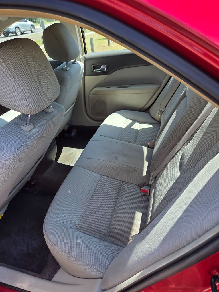 2011 Ford Fusion - $1,200