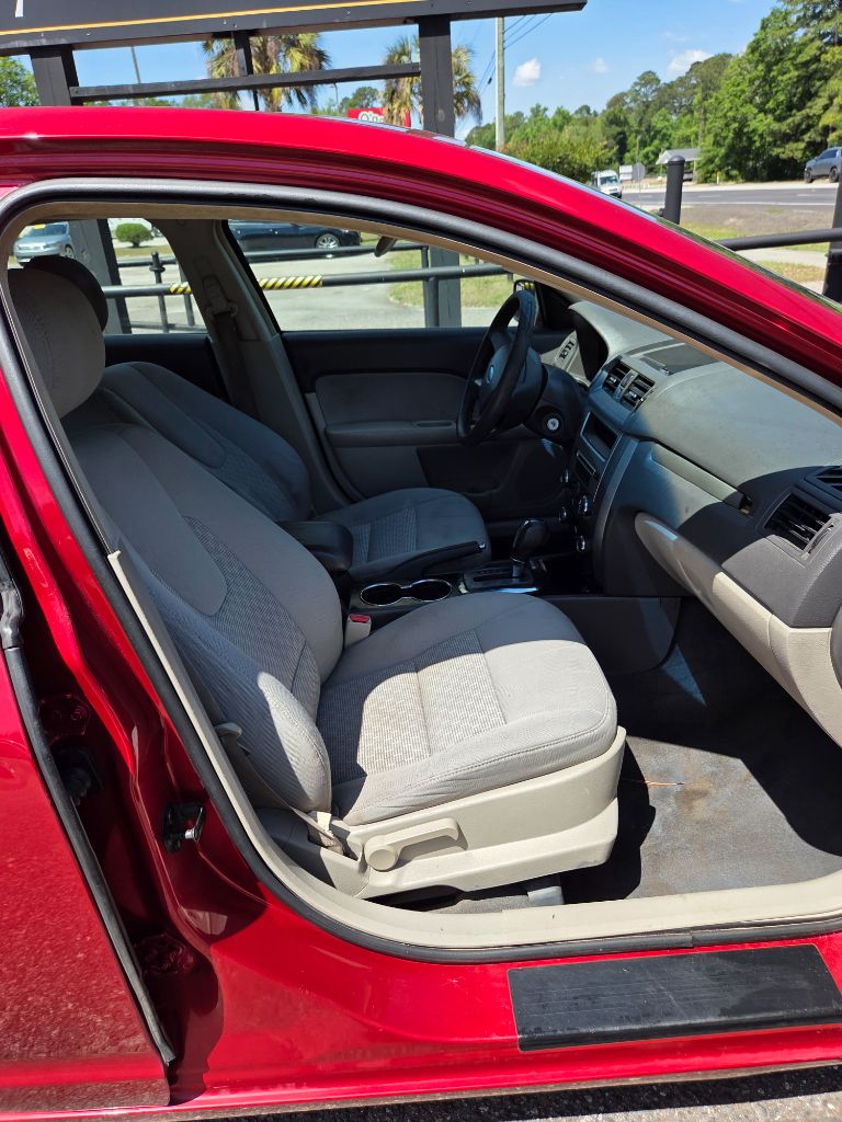 2011 Ford Fusion - $1,200