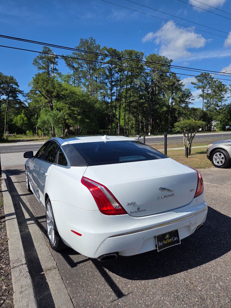 2014 Jaguar XJ - $4,800
