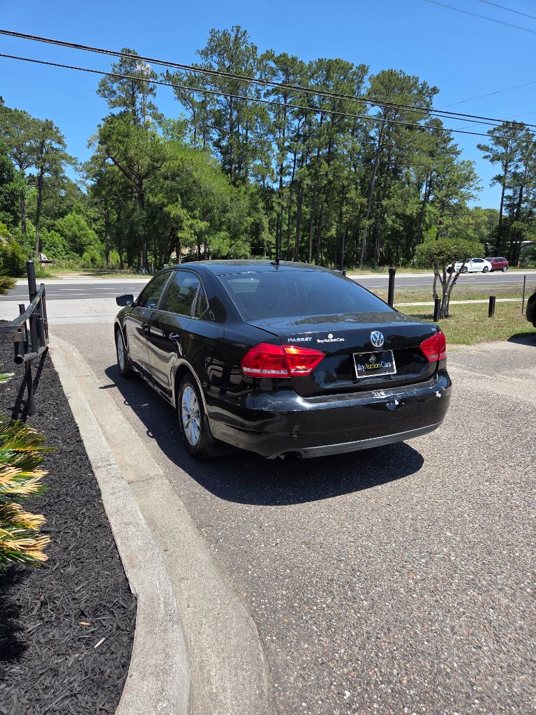 2014 Volkswagen Passat - $1,900