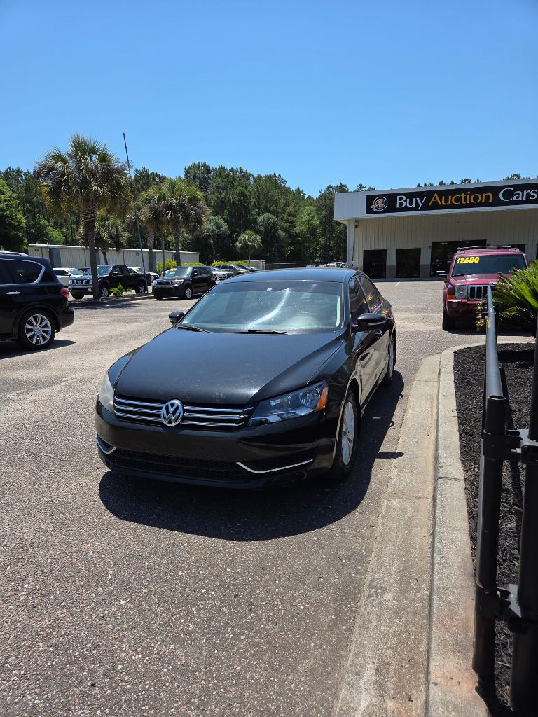 2014 Volkswagen Passat - $1,900