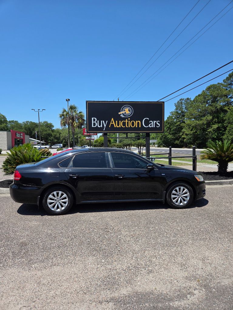 2014 Volkswagen Passat - $1,900