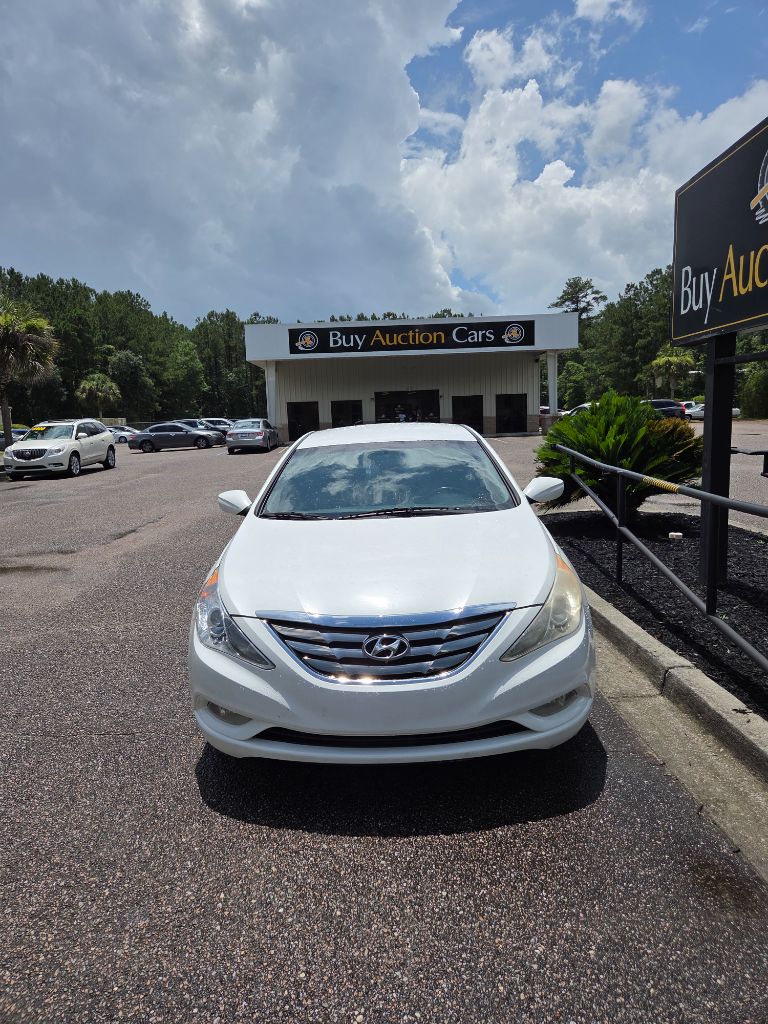 2011 Hyundai Sonata - $3,500
