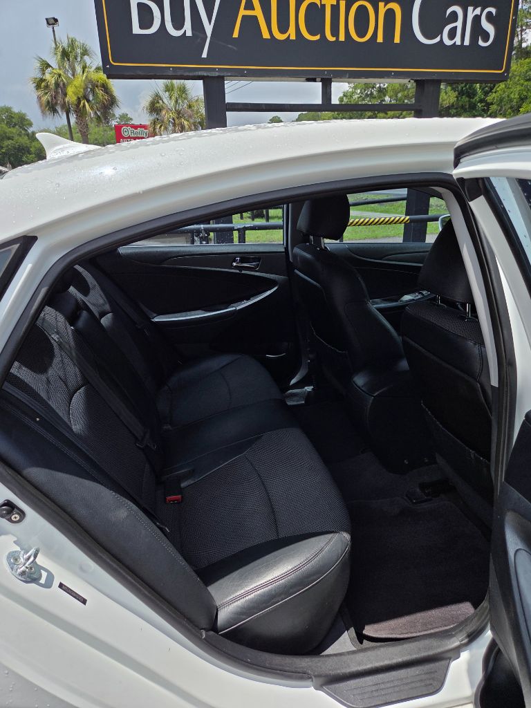 2011 Hyundai Sonata - $3,500