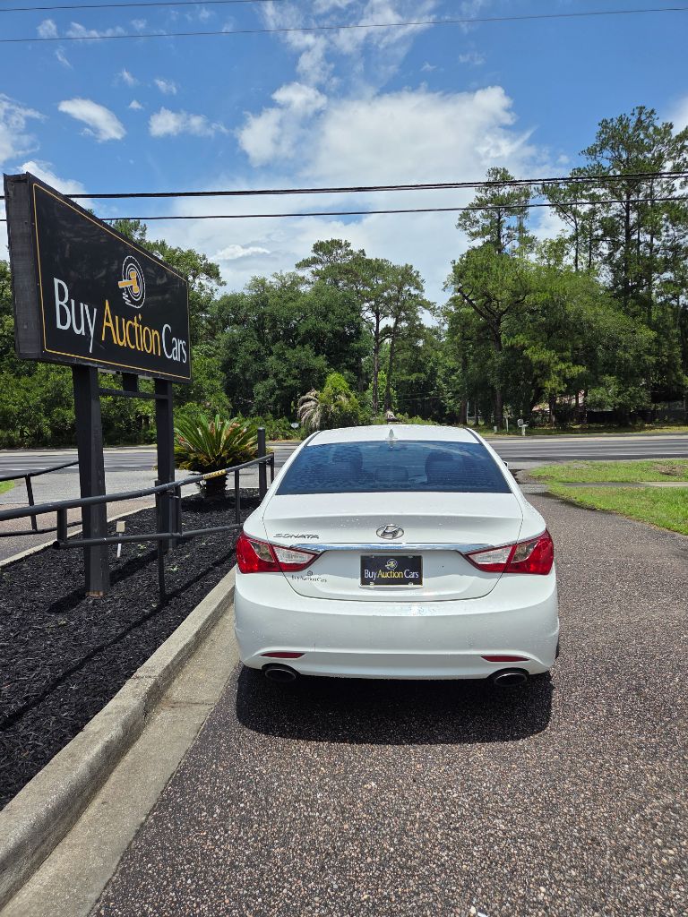 2011 Hyundai Sonata - $3,500