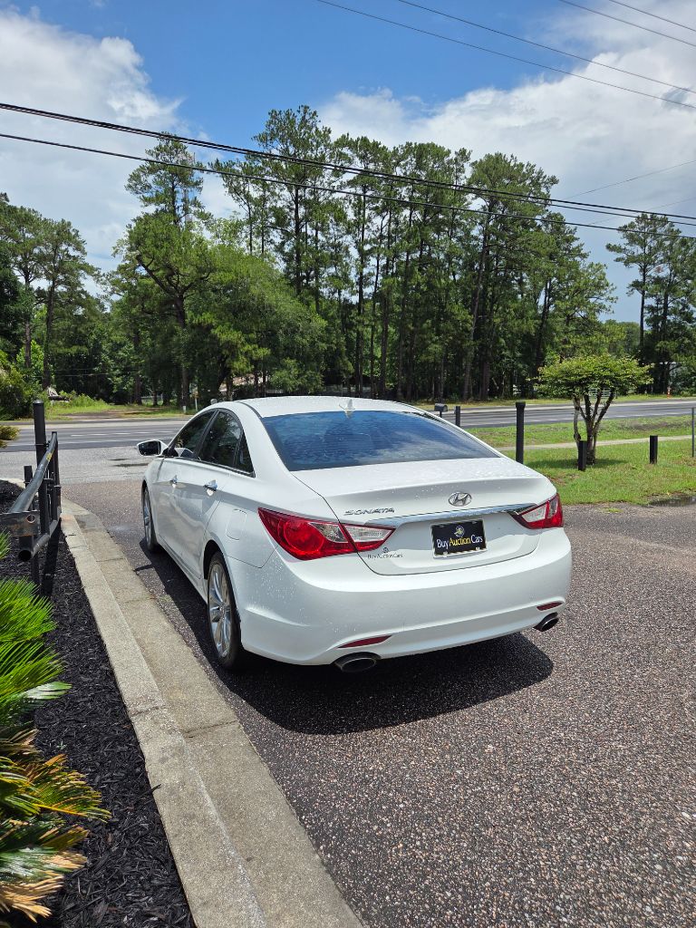 2011 Hyundai Sonata - $3,500