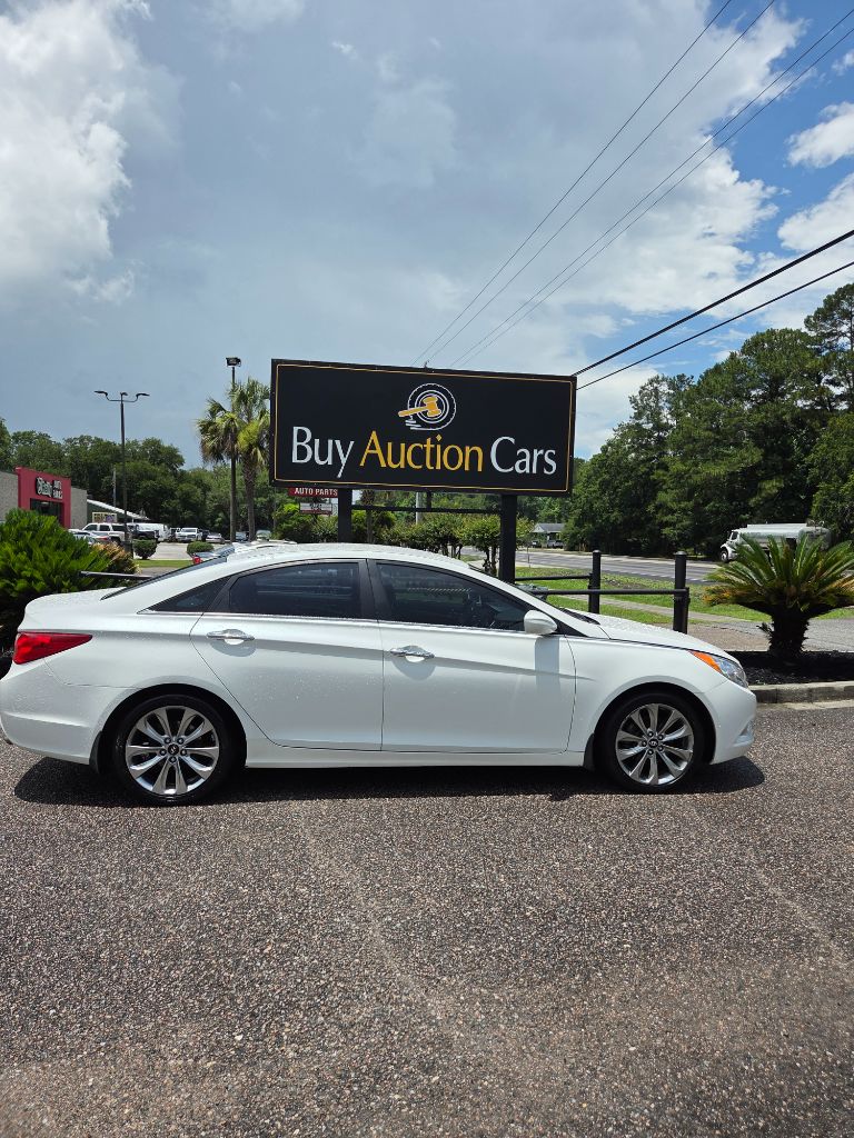 2011 Hyundai Sonata - $3,500