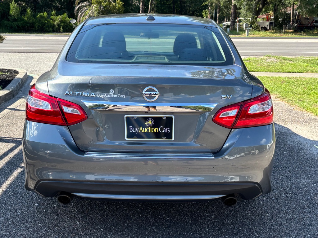 2017 Nissan Altima - $4,500