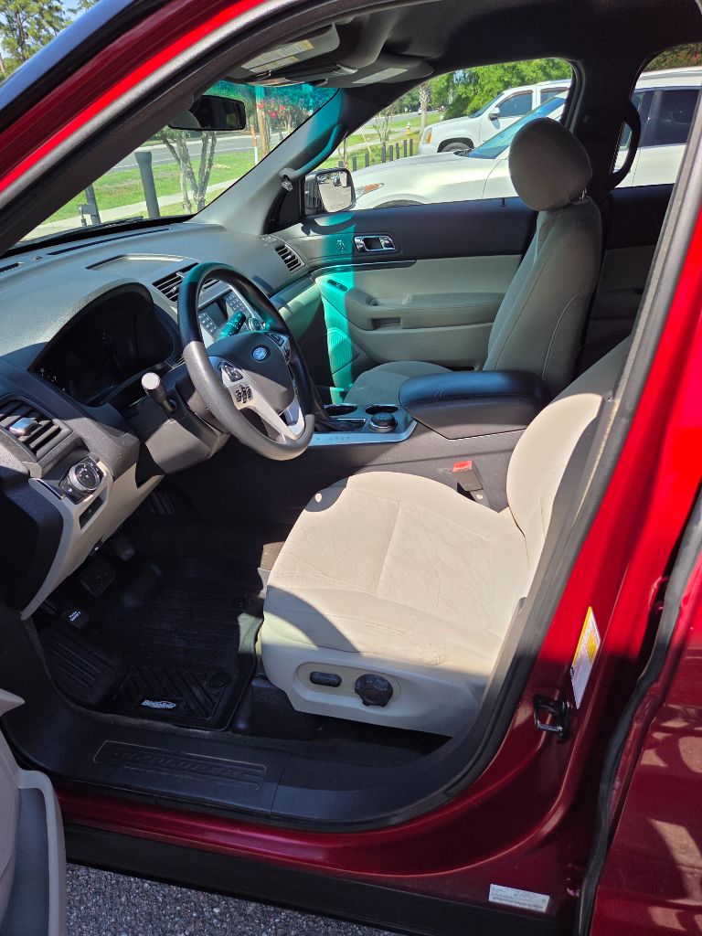 2014 Ford Explorer - $4,500