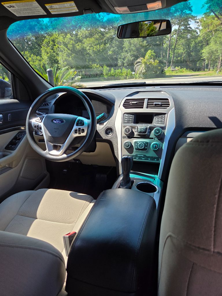 2014 Ford Explorer - $4,500