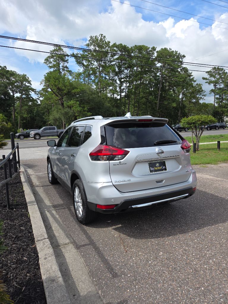 2020 Nissan Rogue - $4,600
