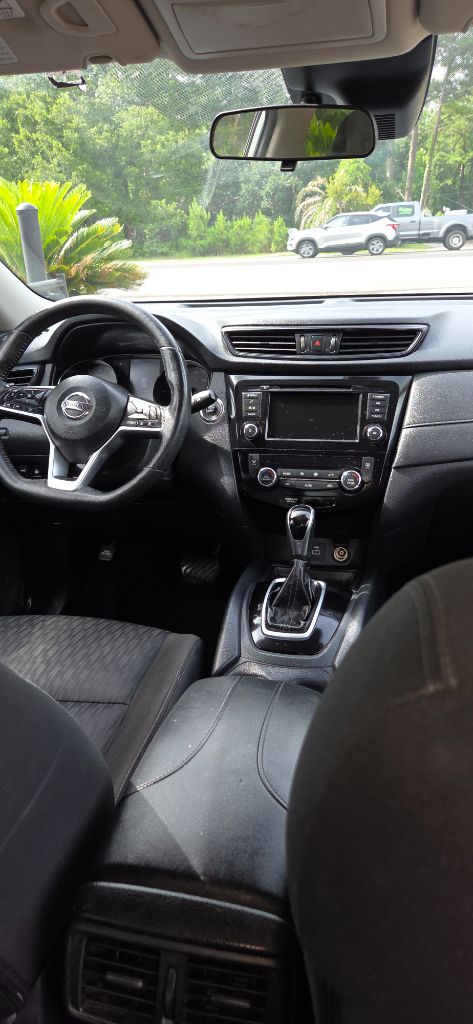 2020 Nissan Rogue - $4,600