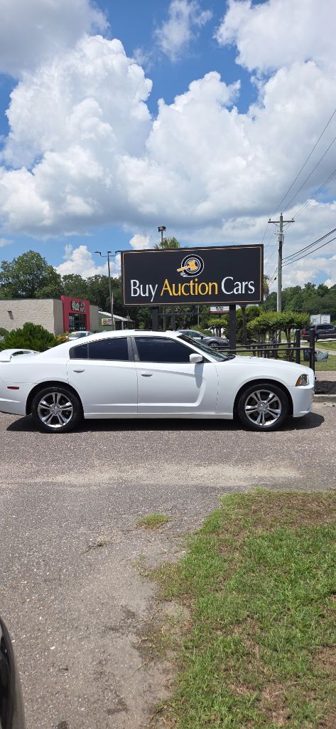2013 Dodge Charger - $3,700