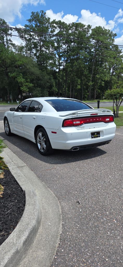 2013 Dodge Charger - $3,700