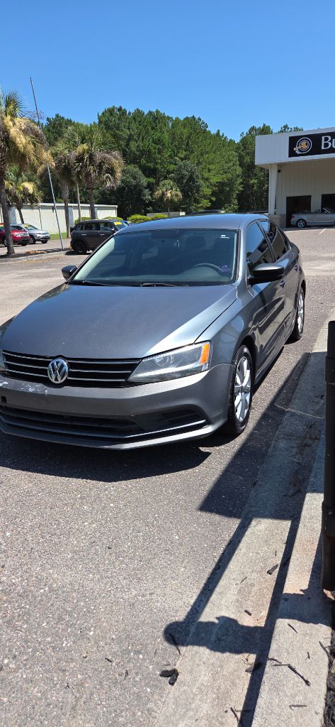 2015 Volkswagen Jetta - $2,900