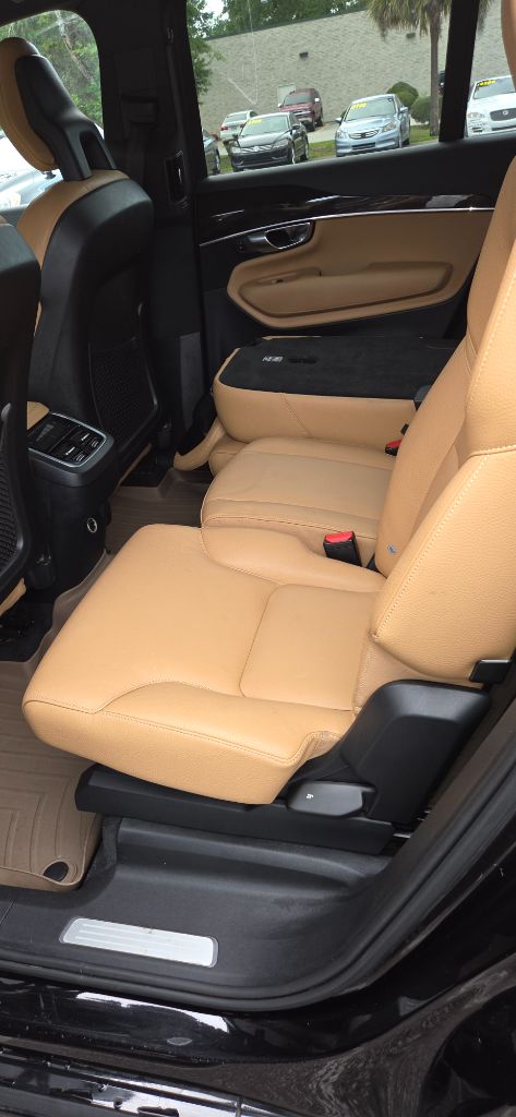 2017 Volvo XC90 - $9,500