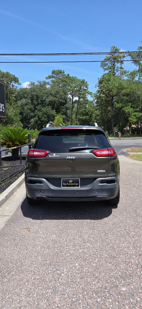 2015 Jeep Cherokee - $4,700