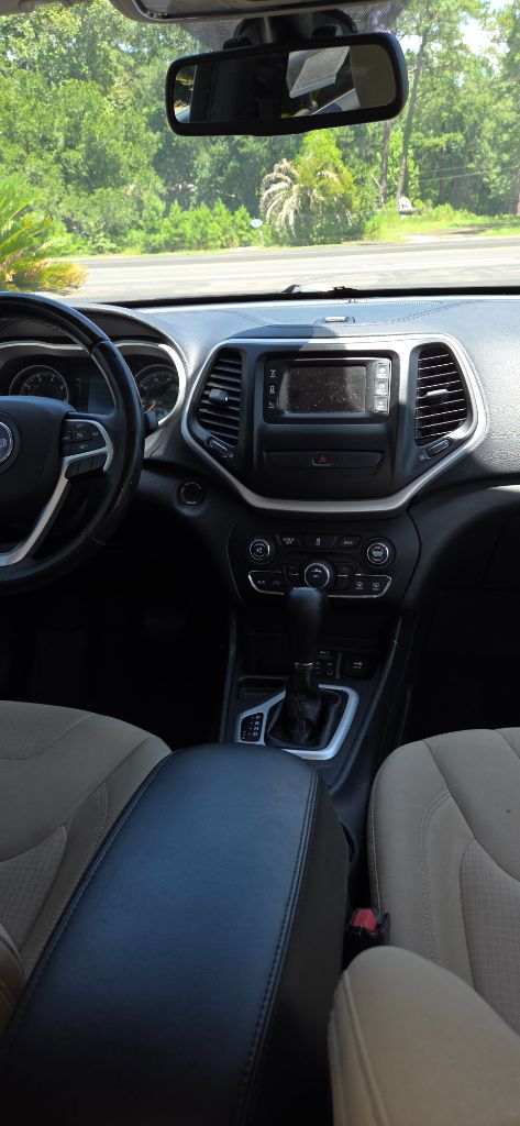 2015 Jeep Cherokee - $4,700