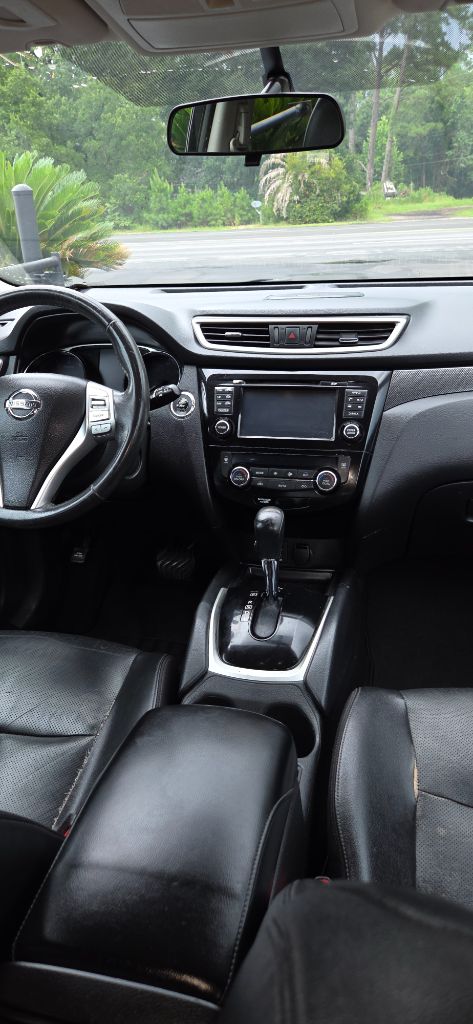 2016 Nissan Rogue - $3,500