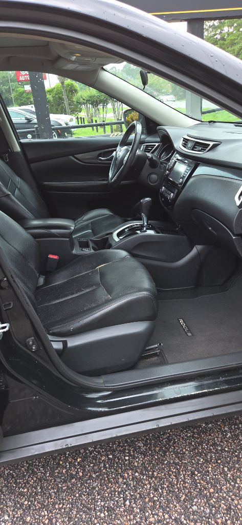 2016 Nissan Rogue - $3,500
