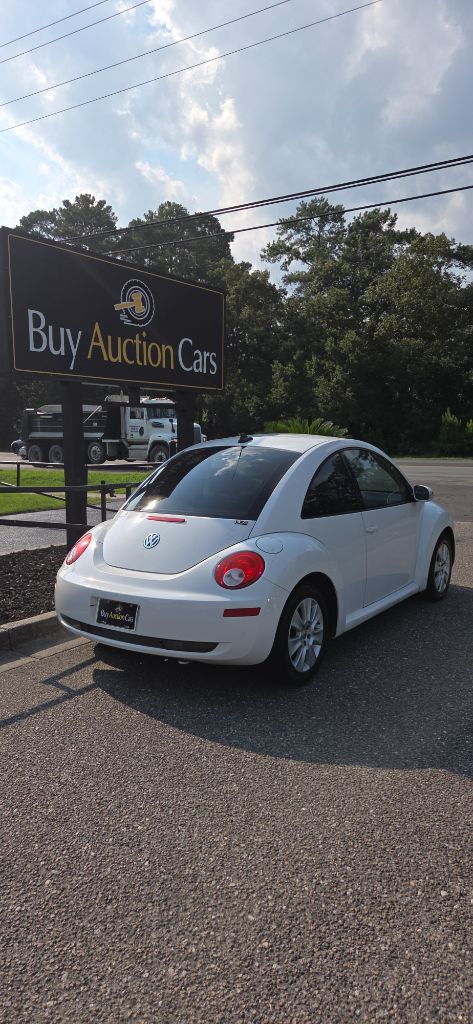 2009 Volkswagen Beetle - $2,900