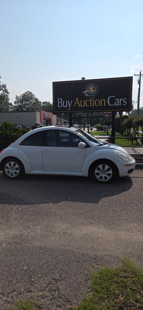 2009 Volkswagen Beetle - $2,900