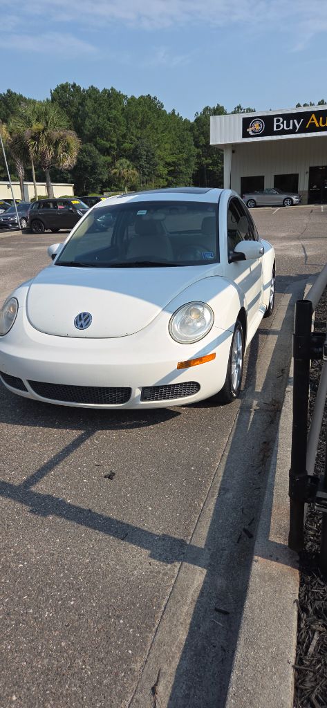 2009 Volkswagen Beetle - $2,900