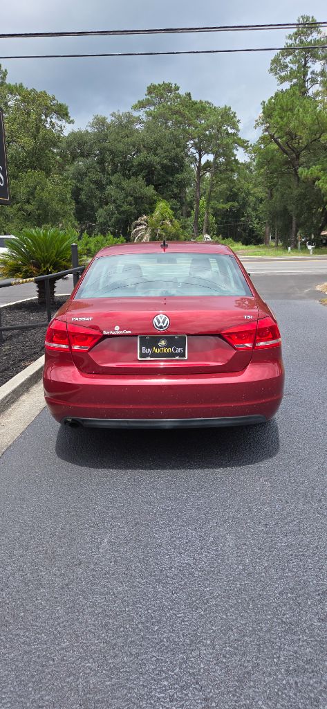 2015 Volkswagen Passat - $3,500