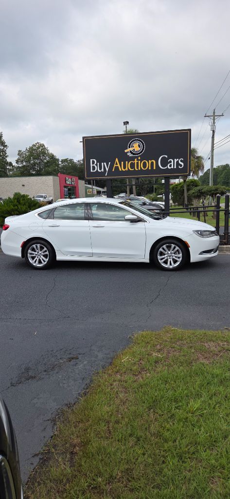 2015 Chrysler 200