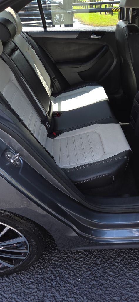 2016 Volkswagen Jetta - $3,900